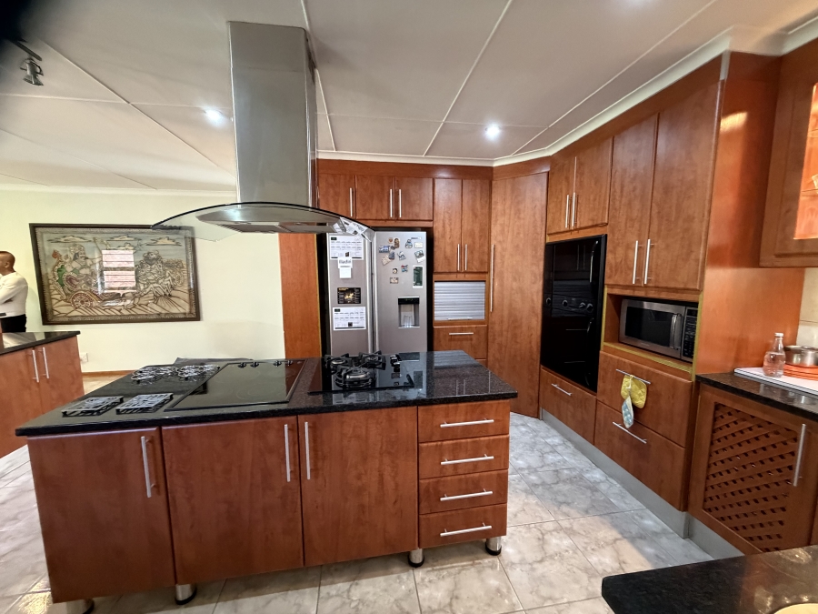 4 Bedroom Property for Sale in Blue Bend Eastern Cape